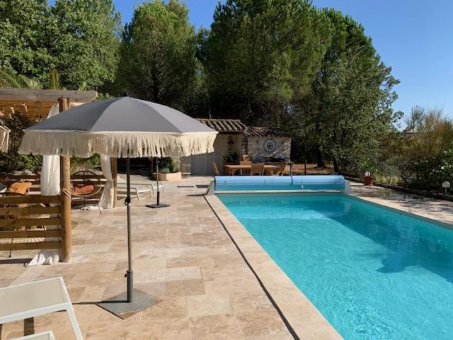 Le Petit Chene Villa Le Castellet  Exteriör bild