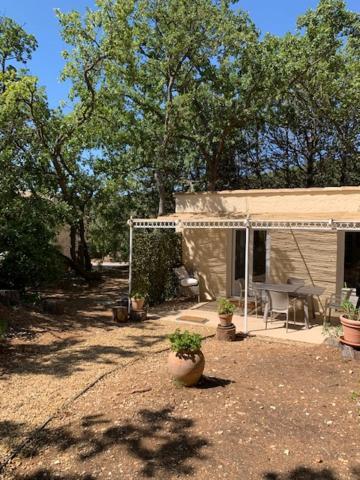 Le Petit Chene Villa Le Castellet  Exteriör bild